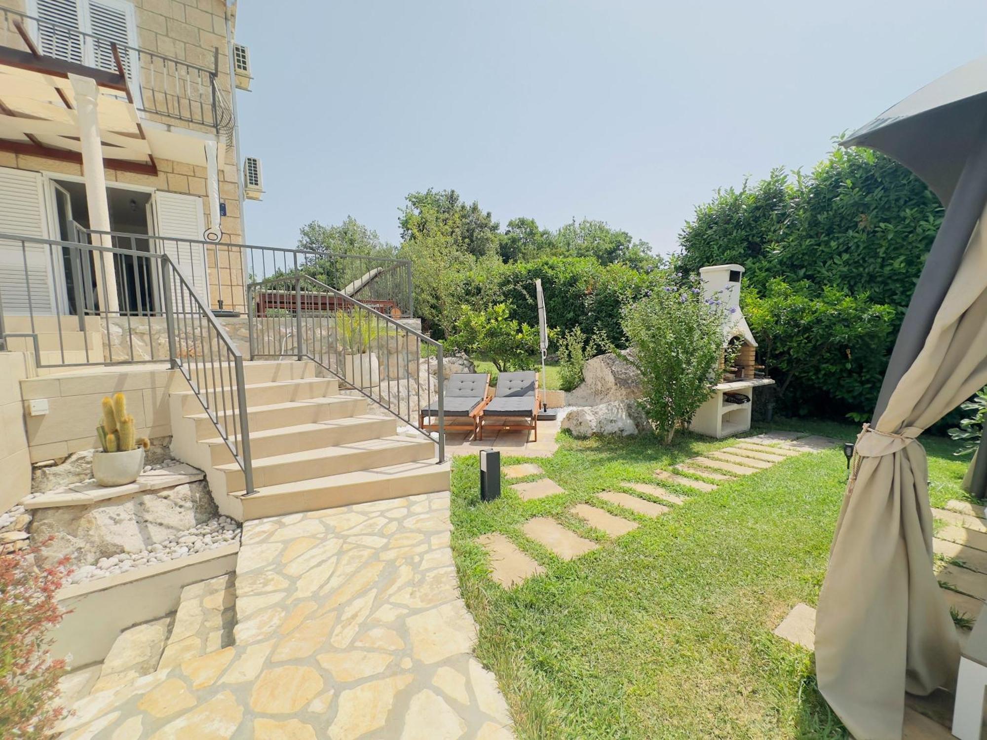 Villa Sun Cilipi Luaran gambar